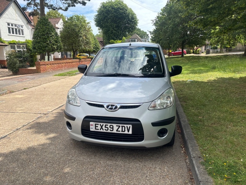 Hyundai I10 Classic Silver #3