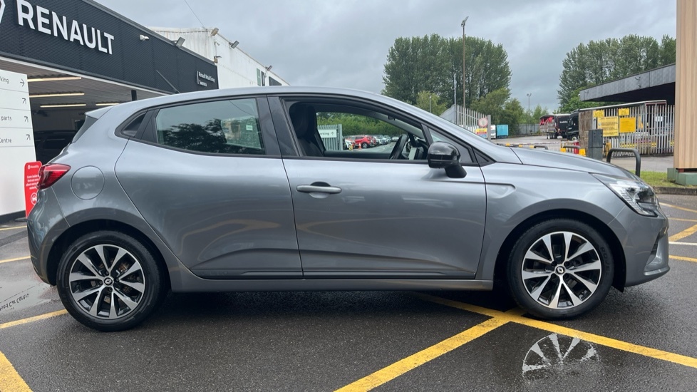 Renault Clio Renault Clio 1.0 Tce 90 Evolution CA23DFJ Grey #2