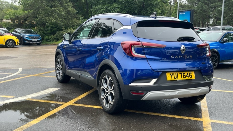 Renault Captur Captur 1.6 E-tech Full Hybrid 145 Techno YUI7646 Blue #3