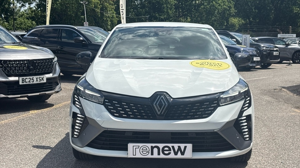 Renault Clio Clio 1.6 E-tech Full Hybrid 145 Esprit Alpine White #4