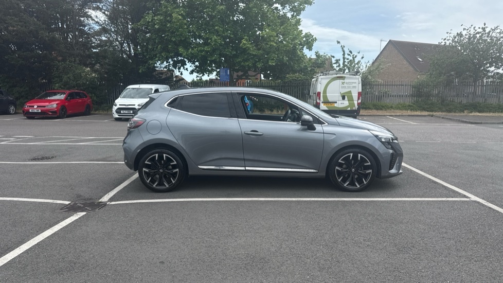 Renault Clio Renault Clio 1.0 Tce 90 Techno EX24ZKY Grey #2