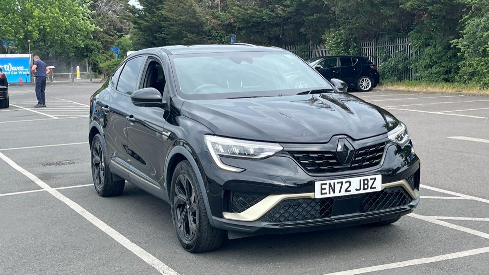 Renault Arkana Renault Arkana 1.6 E-tech Hybrid 145 Engineered Black