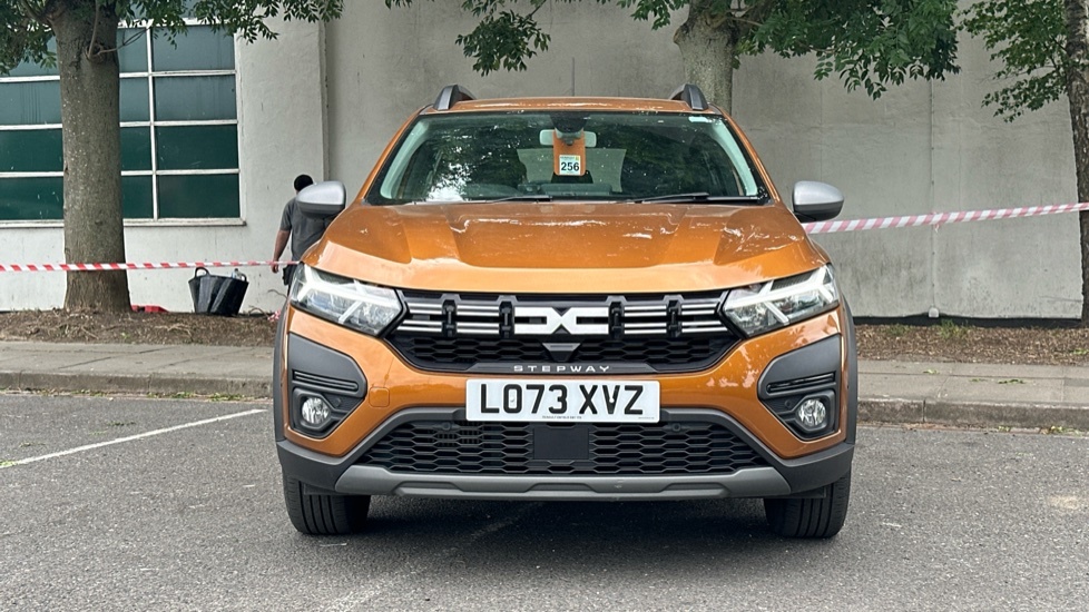 Dacia Sandero Stepway Dacia Sandero Stepway 1.0 Tce Journey LO73XVZ Orange #4