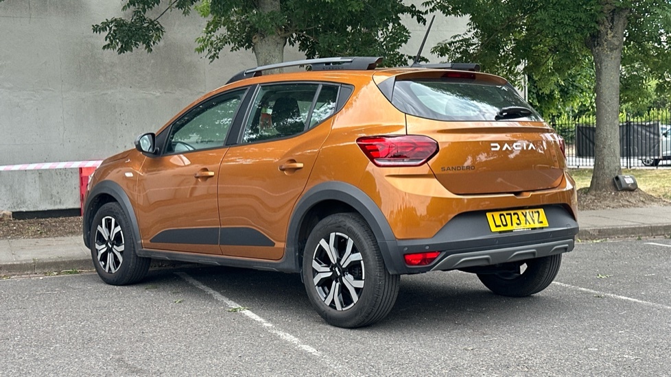 Dacia Sandero Stepway Dacia Sandero Stepway 1.0 Tce Journey LO73XVZ Orange #3