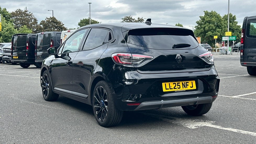 Renault Clio Renault Clio 1.6 E-tech Full Hybrid 145 Esprit Alp LL25NFJ Black #3
