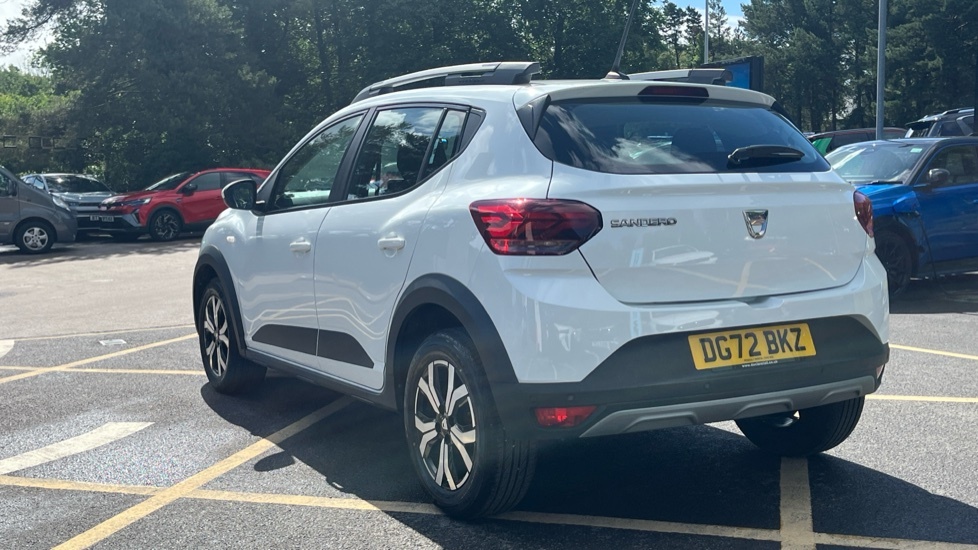 Dacia Sandero Stepway Dacia Sandero Stepway 1.0 Tce Prestige DG72BKZ White #3