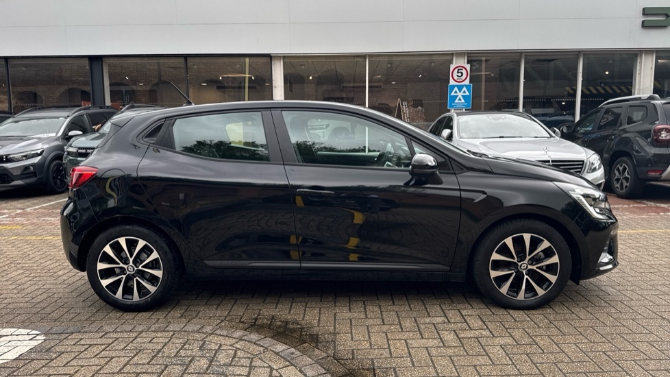 Renault Clio Renault Clio 1.6 E-tech Hybrid 145 Evolution A LY23UPX Black #2