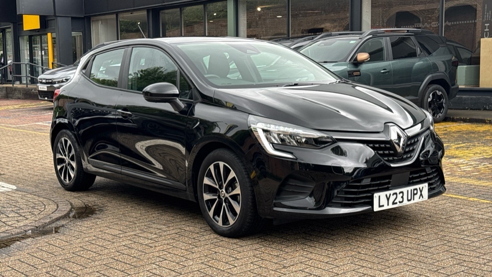 Renault Clio Renault Clio 1.6 E-tech Hybrid 145 Evolution A Black