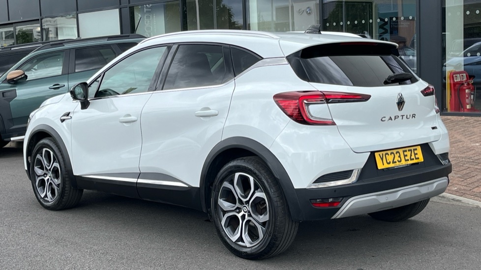 Renault Captur Renault Captur 1.6 E-tech Hybrid 145 Techno Au YC23EZE White #3