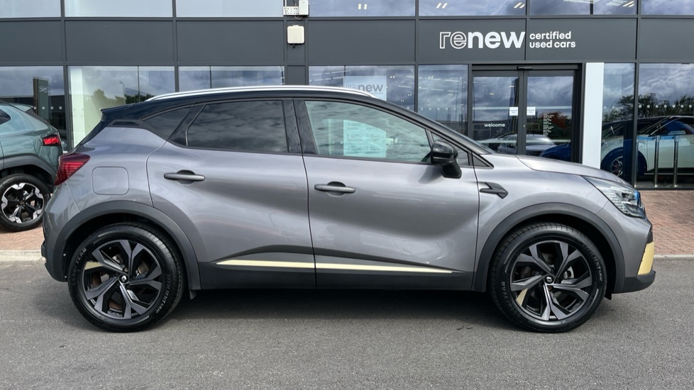 Renault Captur Renault Captur 1.6 E-tech Hybrid 145 Engineered MH73ZBJ Black #2