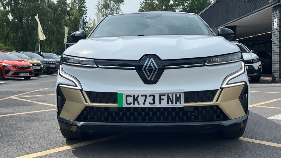 Renault Megane E-Tech Renault Megane E-tech Ev60 160Kw Iconic 60Kwh Opti CK73FNM Black #4