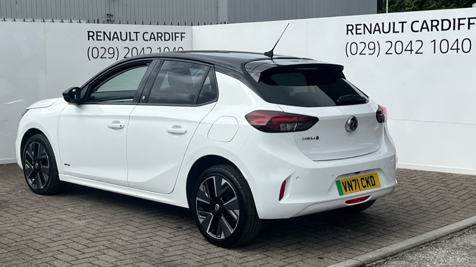 Vauxhall Corsa-e Vauxhall Corsa 100Kw Griffin 50Kwh 7.4Kw VN71CKD White #3