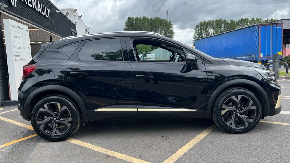 Renault Captur Captur 1.6 E-tech Hybrid 145 Engineered Bose Edn 5 CK73WBM Black #2