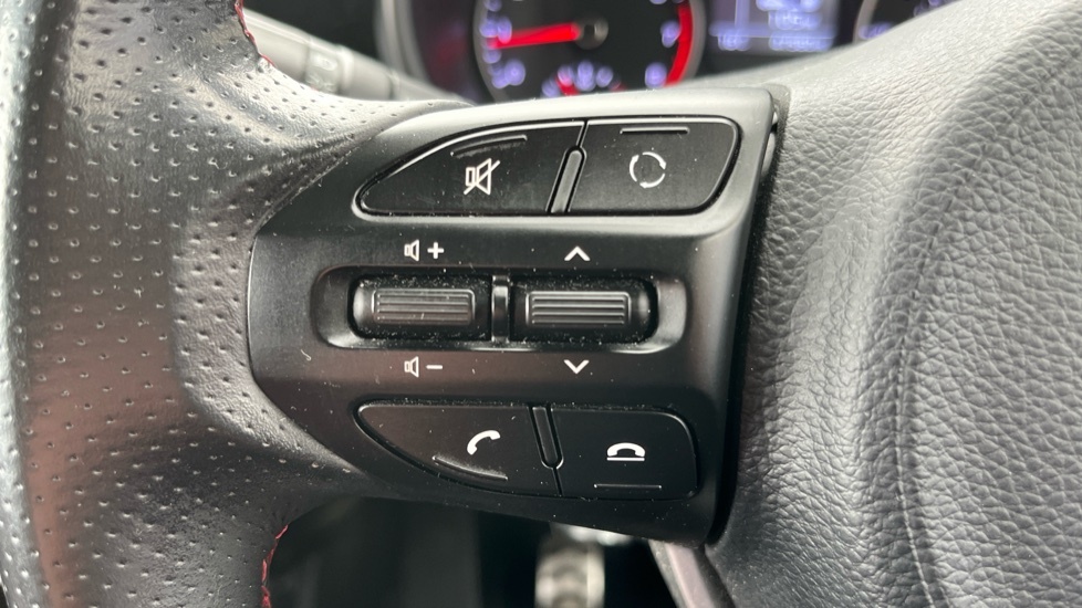Kia Picanto 1L 1 Silver #40