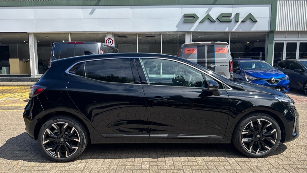 Renault Clio Renault Clio 1.0 Tce 90 Techno LY26OOW Black #2