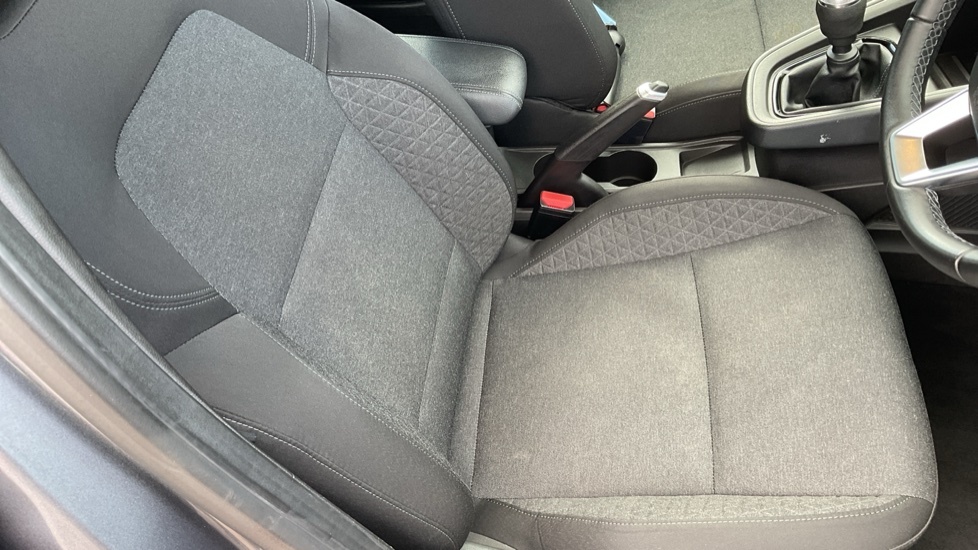 Renault Clio Clio Techno E-tech Hev Silver #32