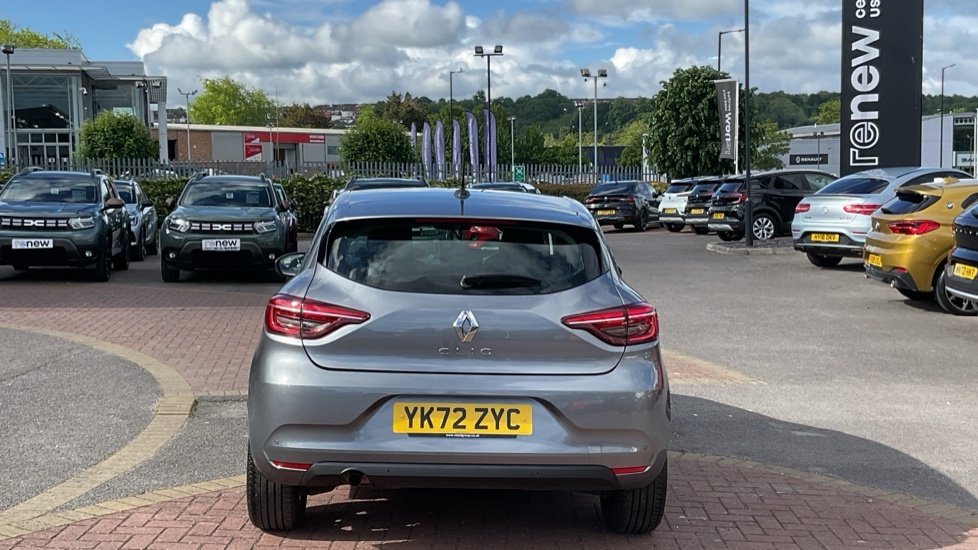 Renault Clio Clio Techno E-tech Hev Silver #12
