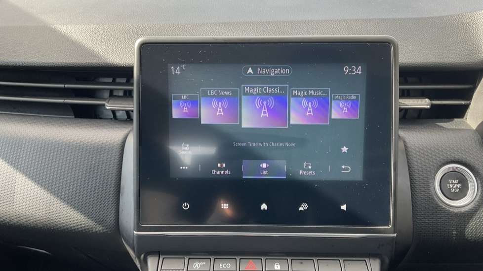 Renault Clio Clio Techno E-tech Hev Silver #46