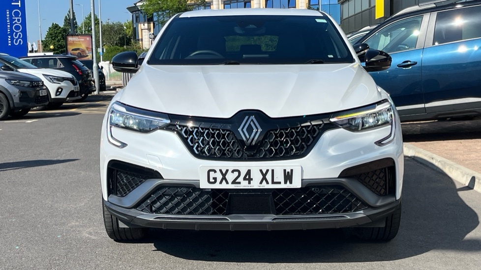 Renault Arkana Renault Arkana 1.6 E-tech Fhev 145 Techno Esprit A GX24XLW White #4