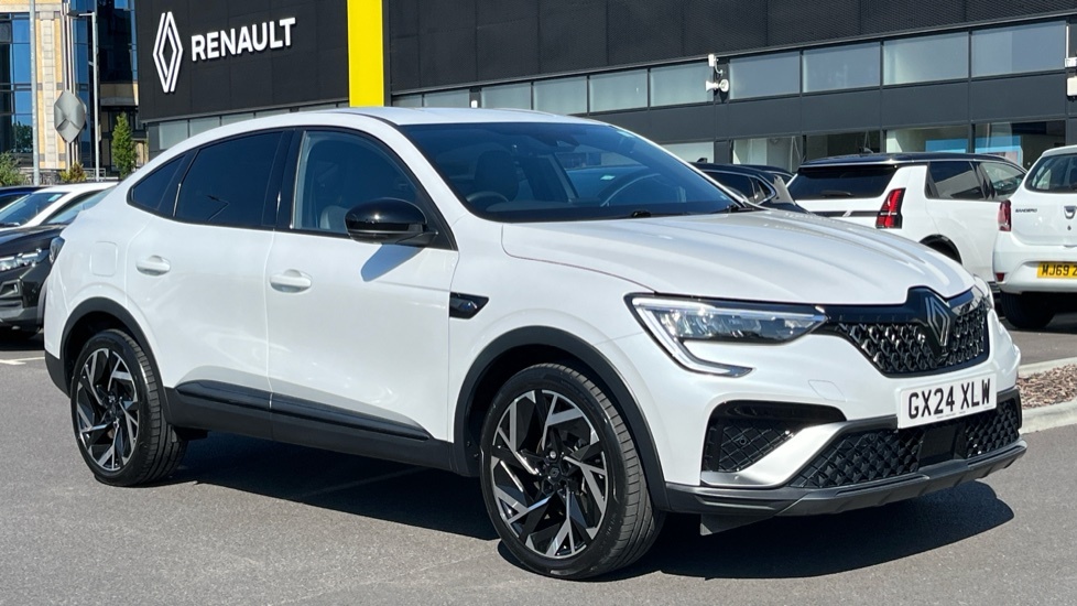 Renault Arkana Renault Arkana 1.6 E-tech Fhev 145 Techno Esprit A White
