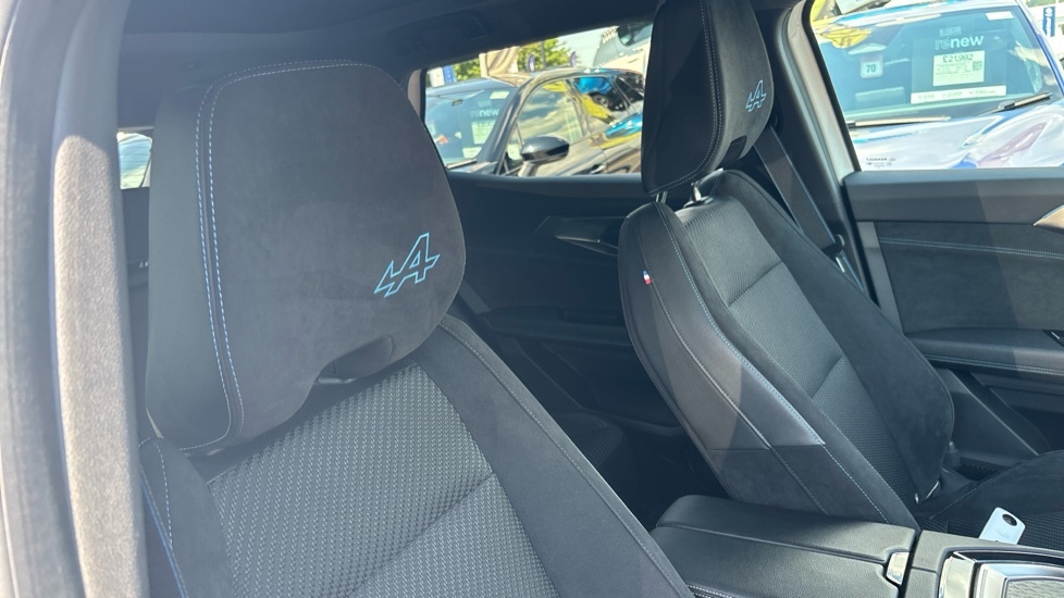 Renault Austral E-tech Full Hybrid Techno Blue #31