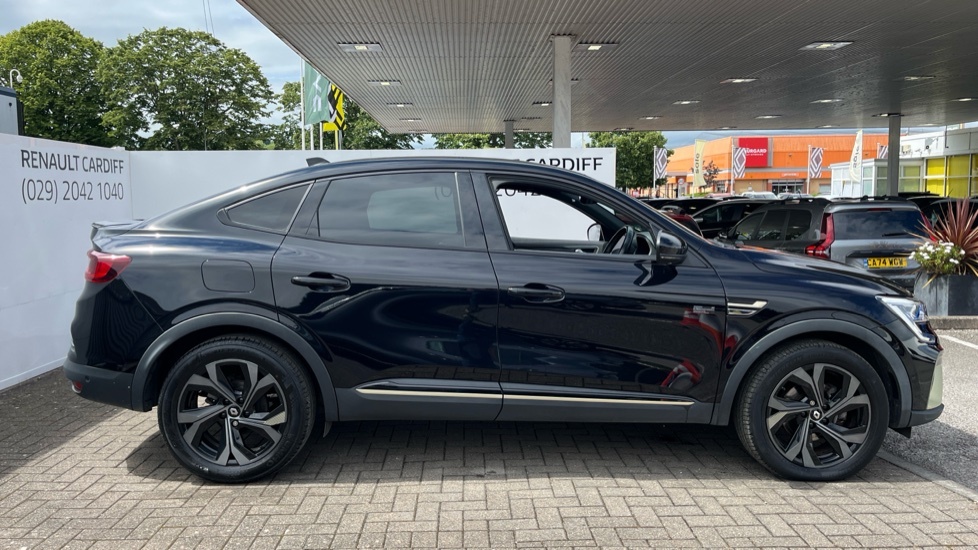 Renault Arkana Renault Arkana 1.6 E-tech Hybrid 145 Engineered MP23JVH Black #2