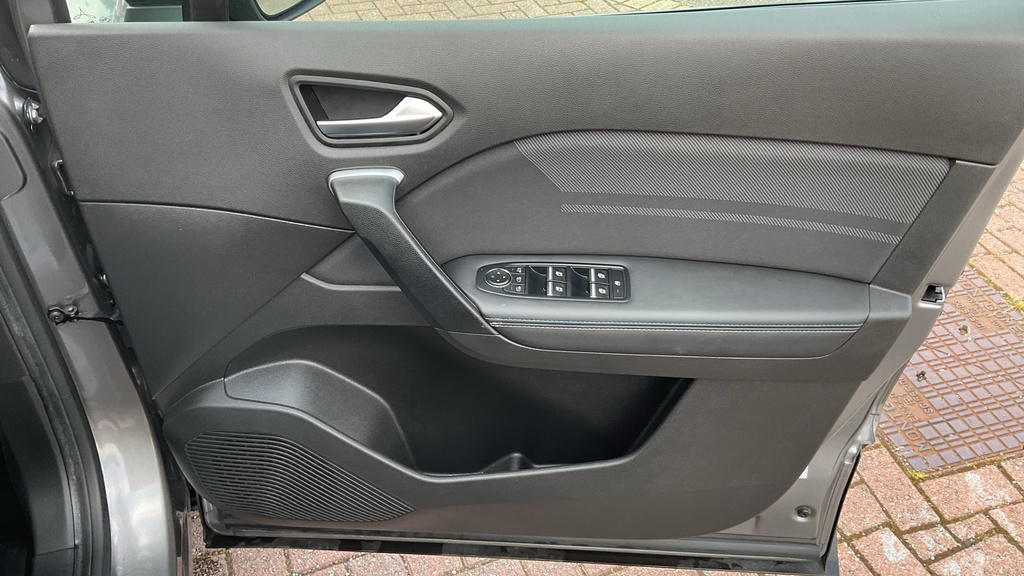 Renault Symbioz E-tech Techno Suv Black #37