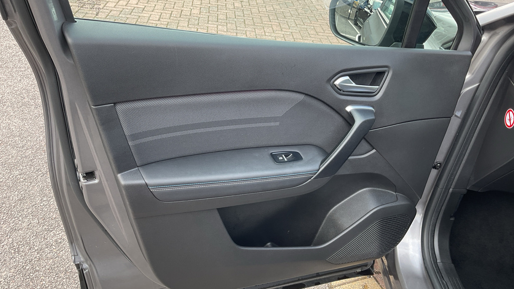 Renault Symbioz E-tech Techno Suv Black #33