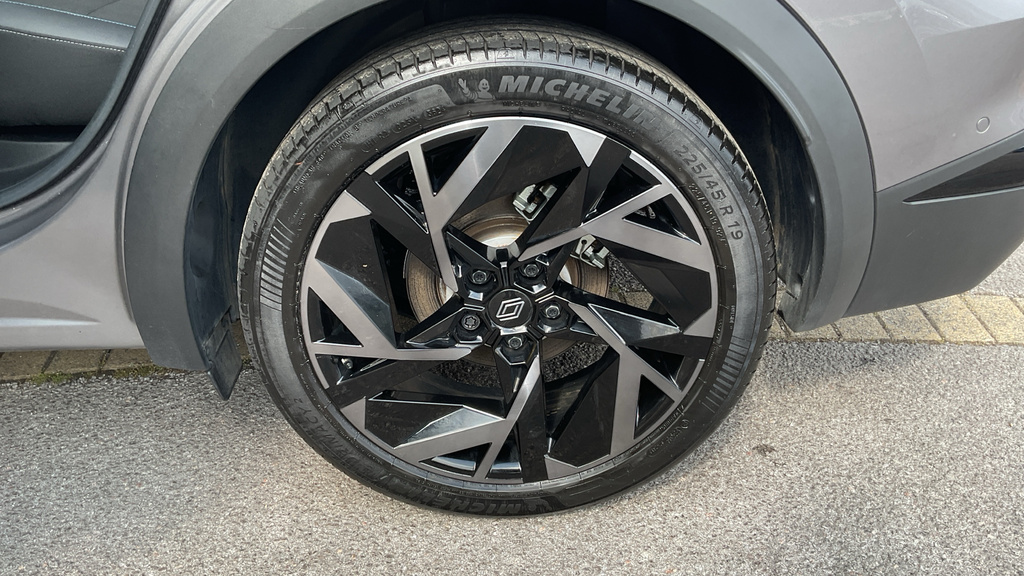 Renault Symbioz E-tech Techno Suv Black #18