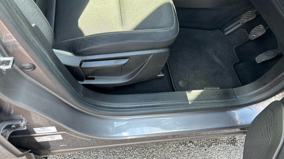 Renault Captur Captur Iconic Tce Black #28