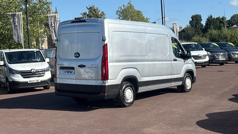 Maxus Deliver 9 2.0-D20-lux Silver #18