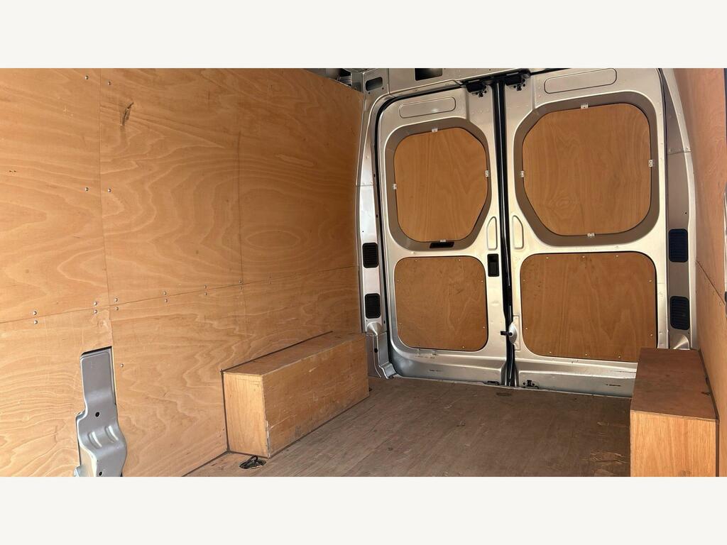 Maxus Deliver 9 2.0-D20-lux Silver #25