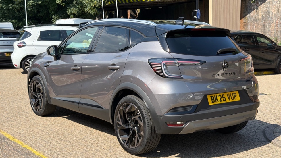Renault Captur Renault Captur 1.6 E-tech Full Hybrid 145 Esprit A BK25VUP Black #3