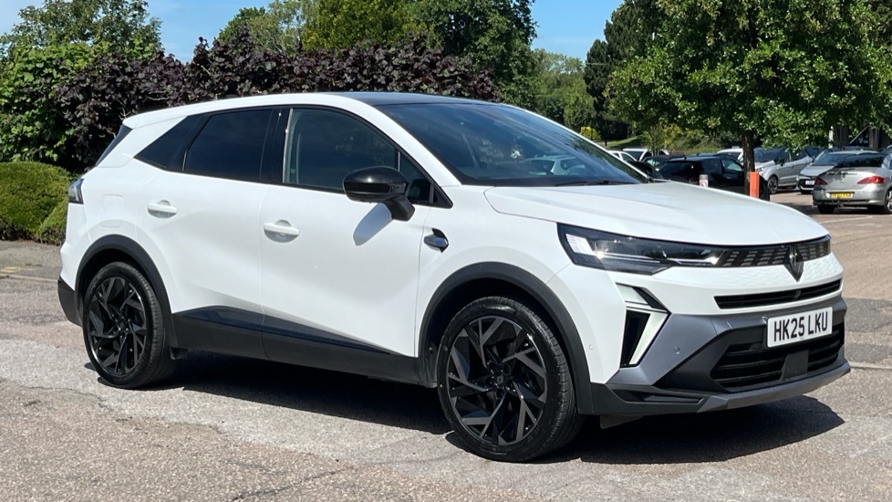 Renault Symbioz Renault Symbioz 1.6 E-tech Fhev 145 Iconic Esprit White