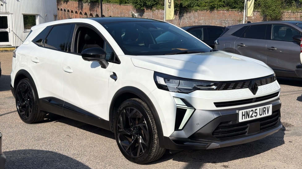 Renault Symbioz Renault Symbioz 1.6 E-tech Fhev 145 Iconic Esprit White