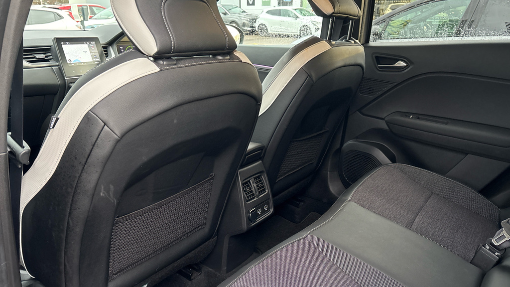 Renault Captur 1.6 E Tech Techno Suv Hybrid Black #16