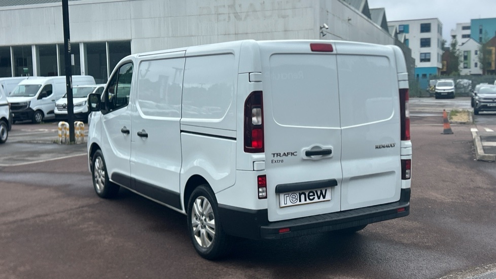 Renault Trafic Trafic Sl30 Blue Dci 130 Extra Van White #4
