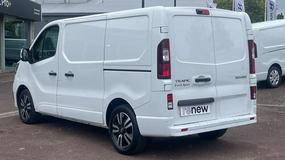 Renault Trafic Trafic Sl30 Blue Dci 150 Extra Sport Van White #4