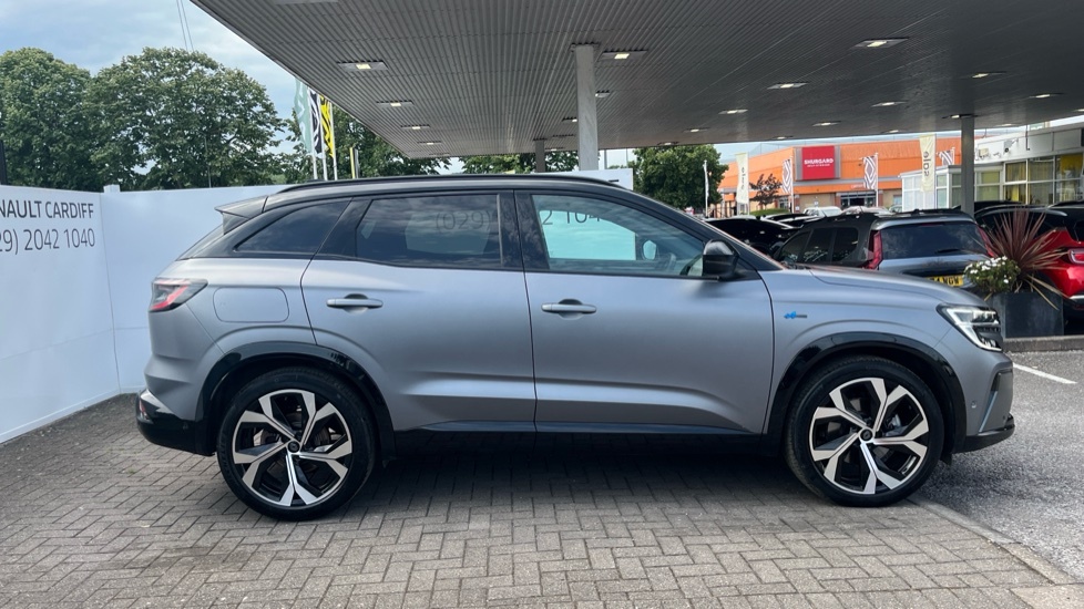 Renault Austral Renault Austral 1.2 E-tech Fhev Techno Esprit Alpi BW74HHC Black #2