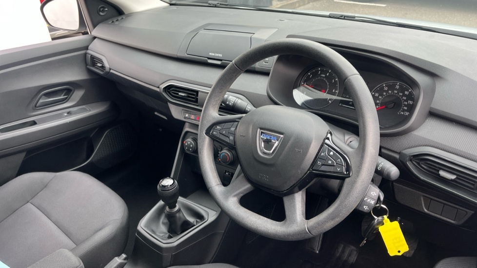 Dacia Sandero 1.0 Tce Essential Hatchback Euro White #5
