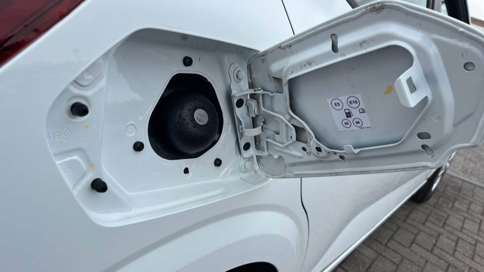 Dacia Sandero 1.0 Tce Comfort White #26