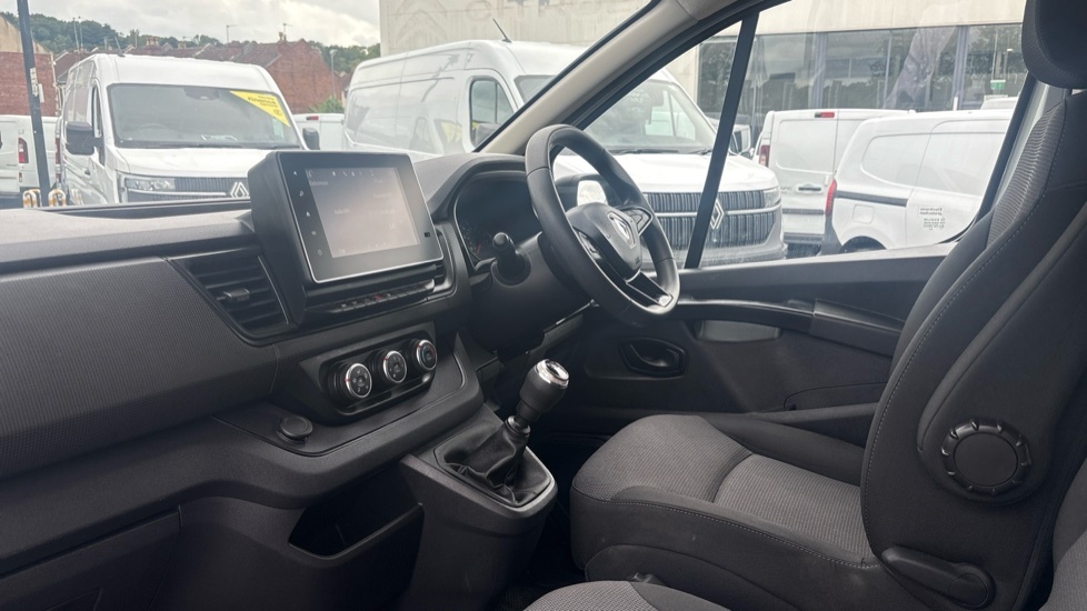 Renault Trafic 2023 2.0 Dci Ll30 Business Minibus Double Cab White #9