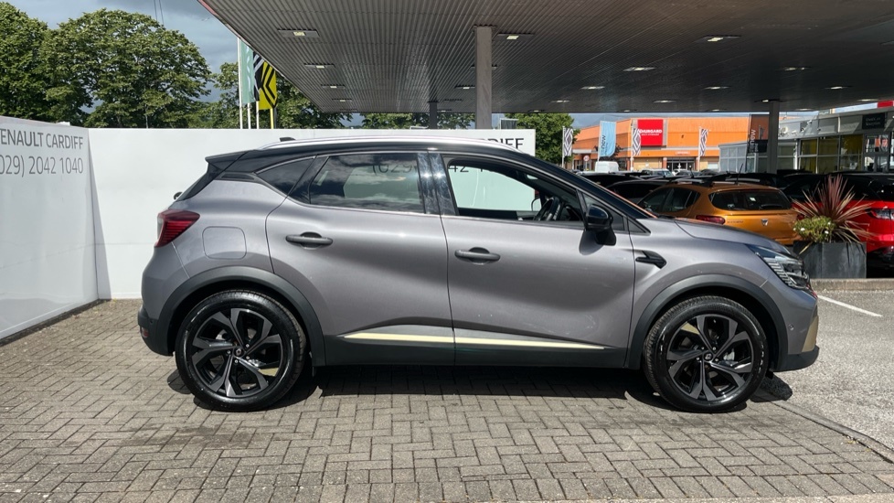 Renault Captur 1.6 E-tech E-tech Engineered Bose Edition Eur #2