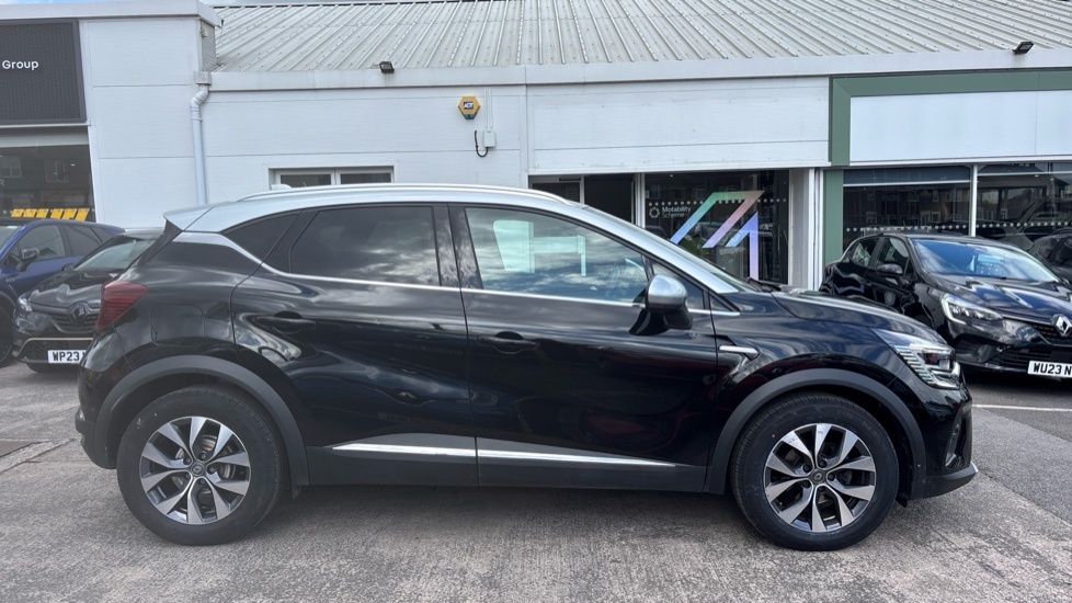 Renault Captur Captur 1.3 Tce 130 S Edition Edc Bose Hatchb Black #2