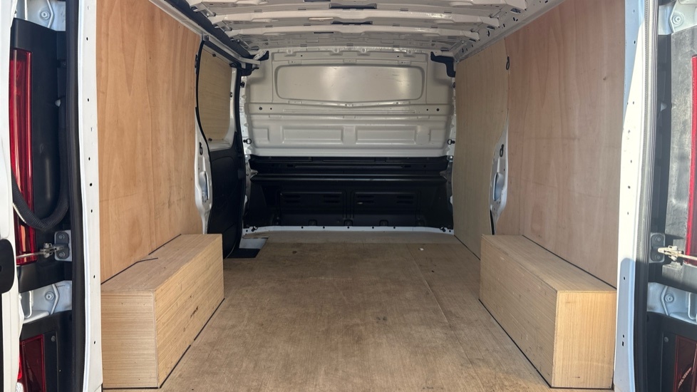 Renault Trafic Sl28 Blue Dci White #25