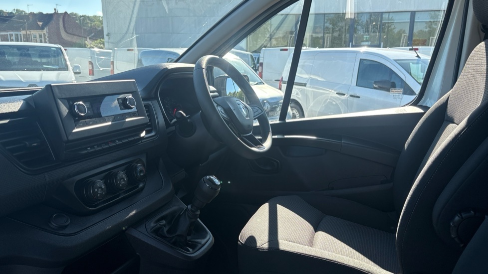 Renault Trafic Sl28 Blue Dci White #9