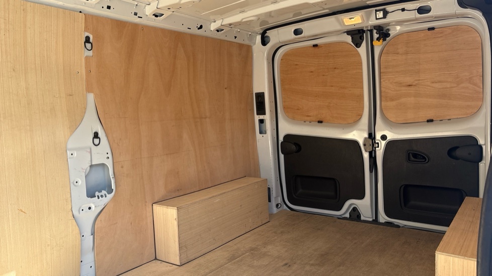 Renault Trafic Sl28 Blue Dci White #30