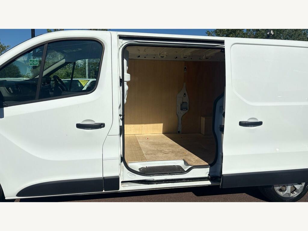 Renault Trafic Sl28 Blue Dci White #28
