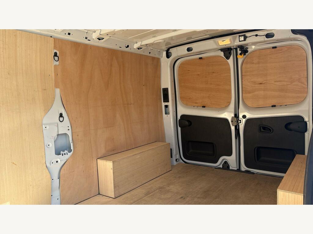 Renault Trafic Sl28 Blue Dci White #33