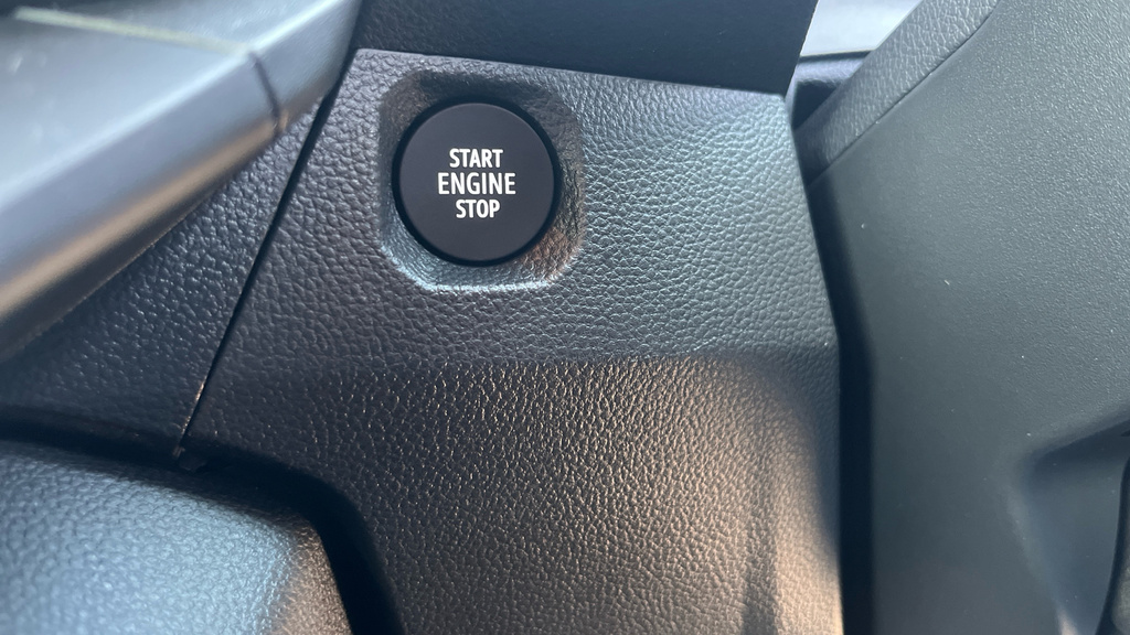 Dacia Duster 1.6 Hybrid 140 Extreme Grey #26
